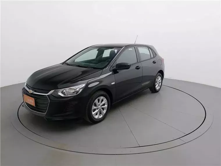 Chevrolet Onix Preto 7