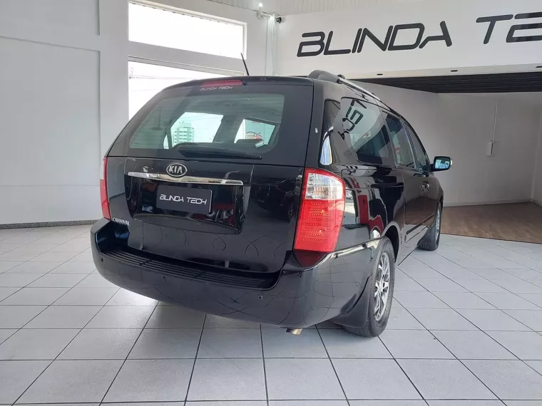 KIA Carnival Preto 8