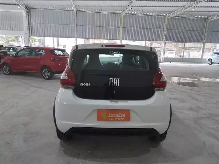 Fiat Mobi Branco 3