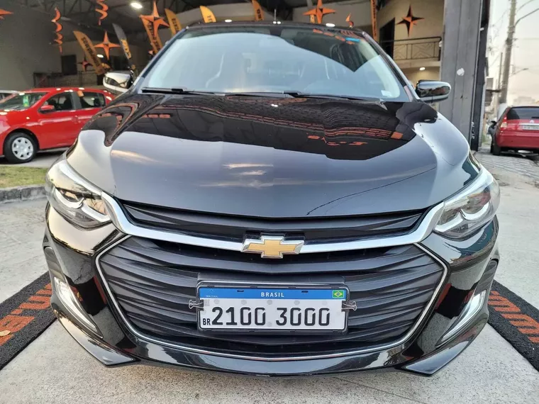 Chevrolet Onix Preto 9