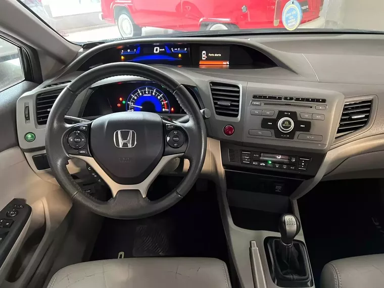 Honda Civic Preto 16