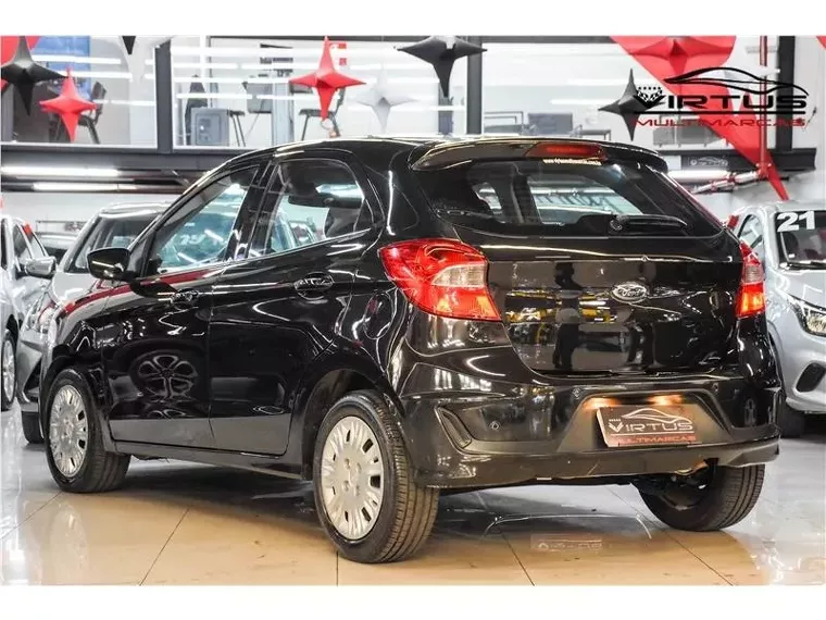 Ford KA Preto 13