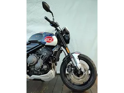 Triumph Trident