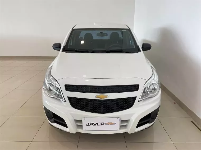 Chevrolet Montana Branco 11