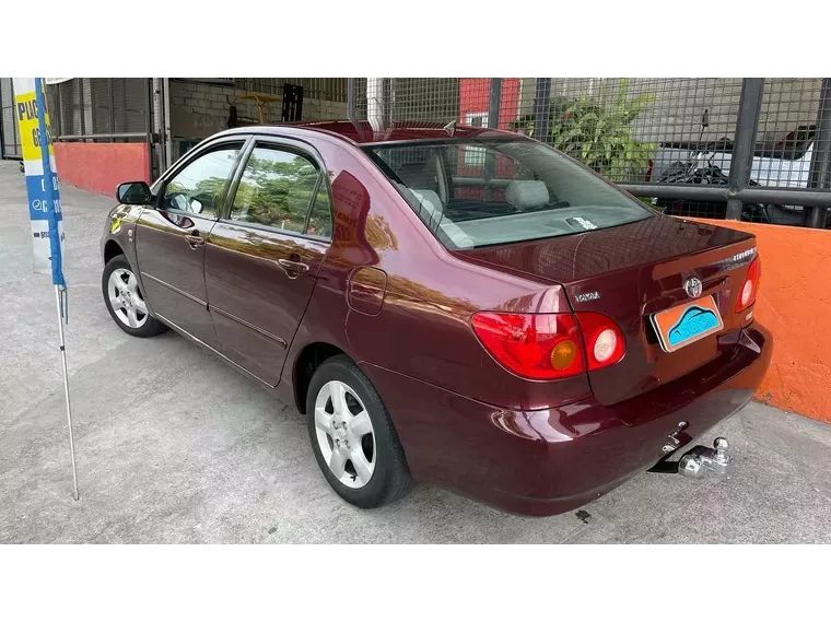 Toyota Corolla Vermelho 8