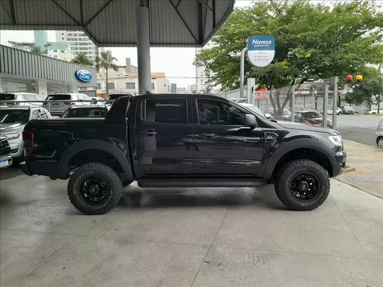 Ford Ranger Preto 3