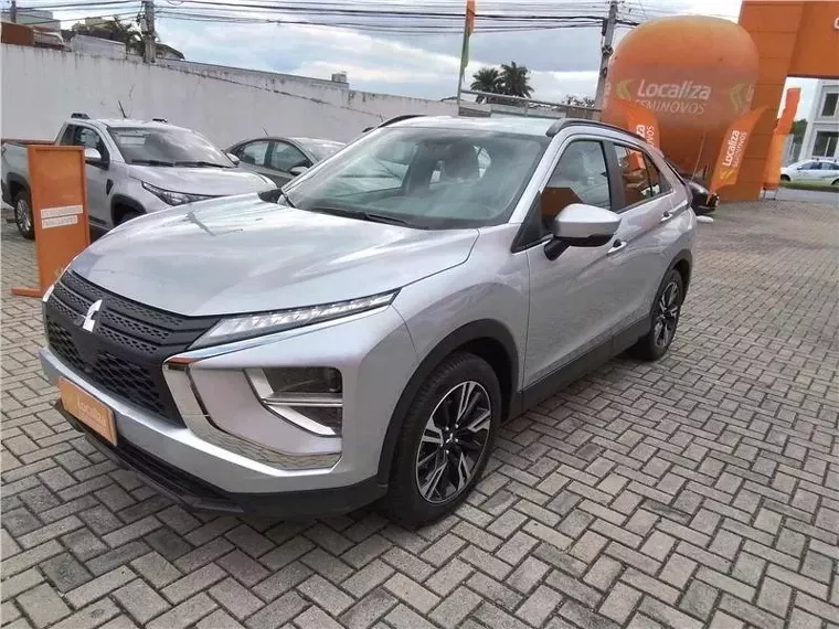 Mitsubishi Eclipse Cross Prata 8