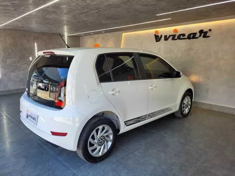 Volkswagen UP Branco 8