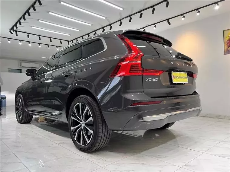 Volvo XC60 Cinza 9