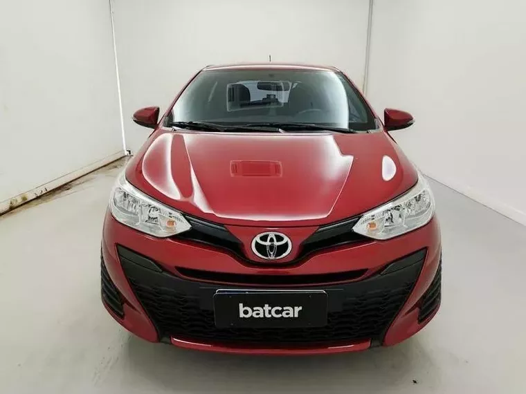 Toyota Yaris Vermelho 17