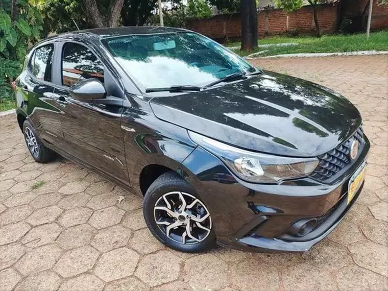 Fiat Argo Preto 5