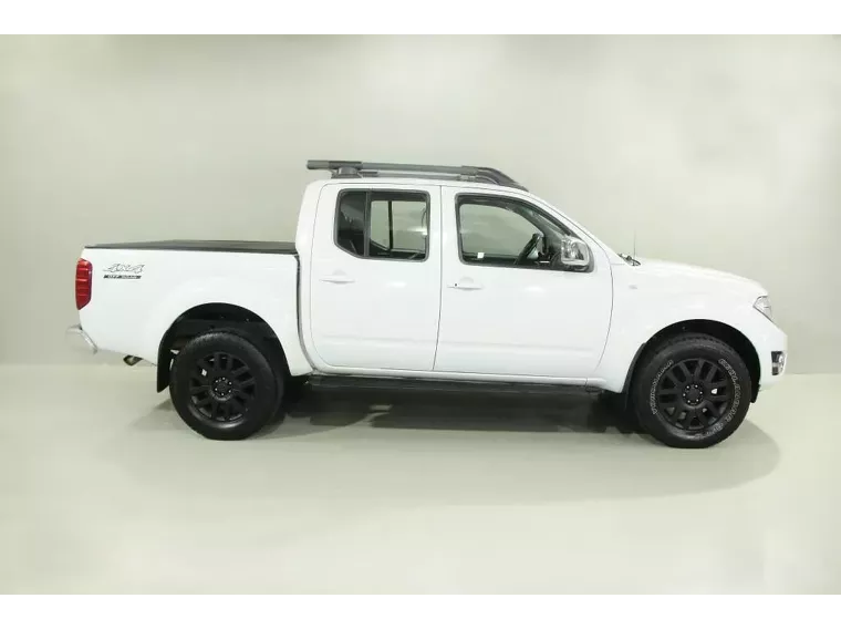 Nissan Frontier Branco 5