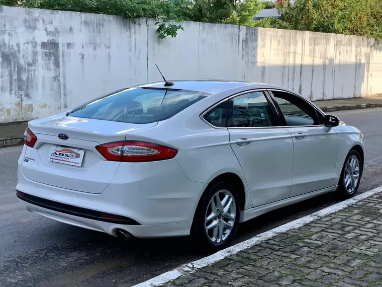 Ford Fusion Branco 6