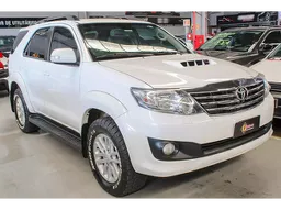 Toyota Hilux SW4