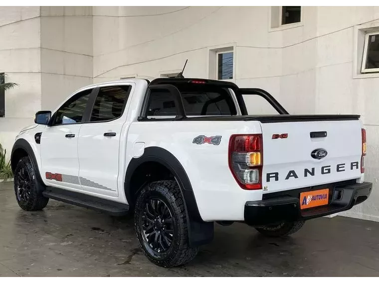 Ford Ranger Branco 26