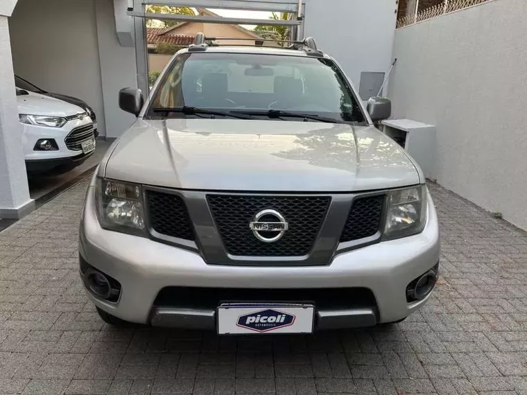 Nissan Frontier Prata 7