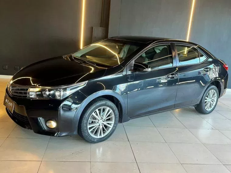 Toyota Corolla Preto 4