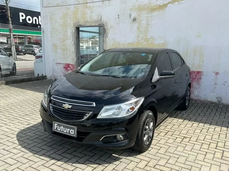 Chevrolet Onix Preto 7