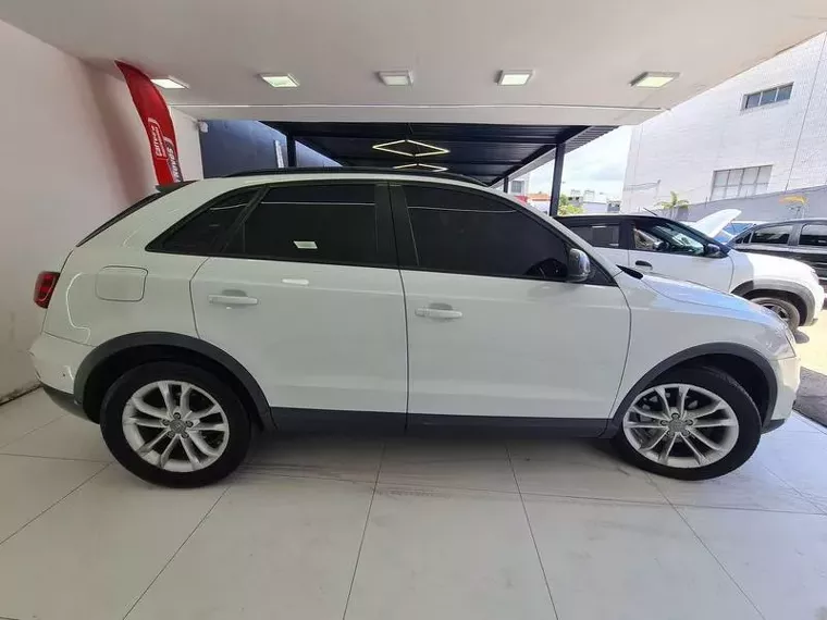 Audi Q3 Branco 10