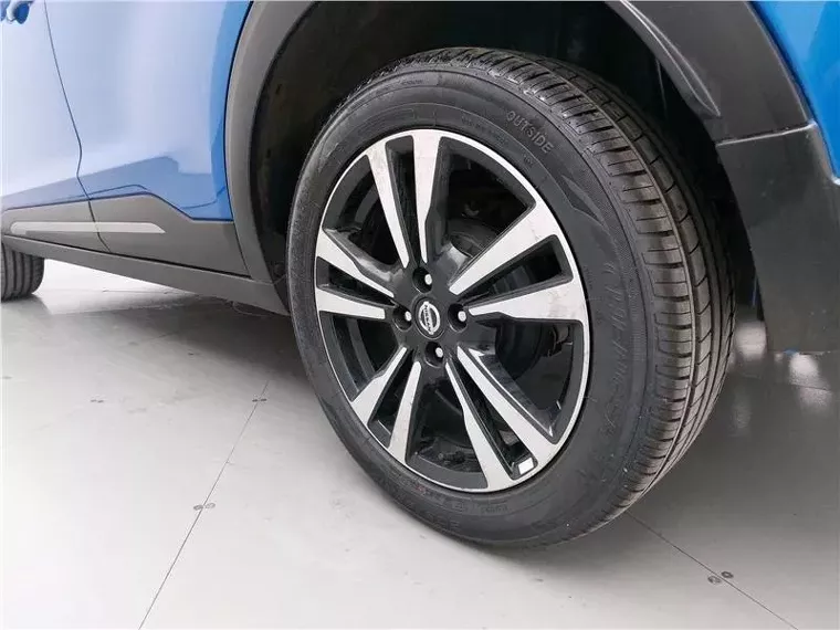 Nissan Kicks Azul 18