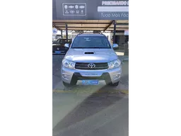 Toyota Hilux SW4