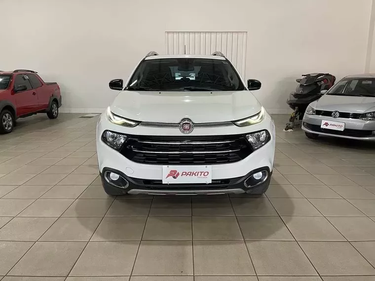 Fiat Toro Branco 10