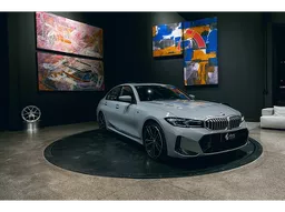 BMW 320i