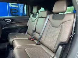 Jeep Commander