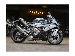 S 1000 RR