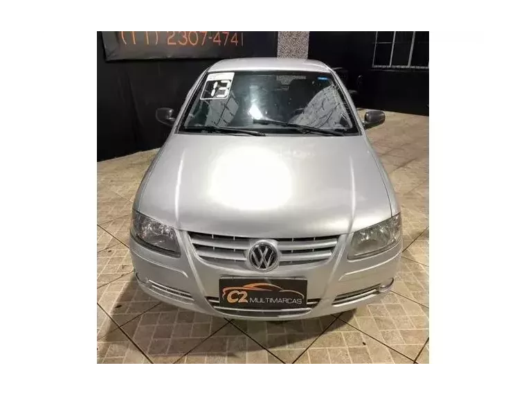 Volkswagen Gol Prata 1