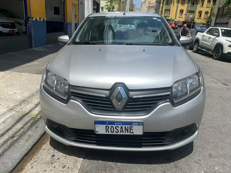 Renault Logan Prata 8