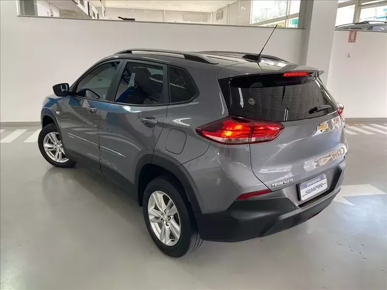 Chevrolet Tracker Cinza 10