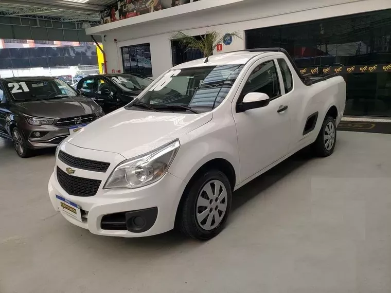 Chevrolet Montana Branco 6