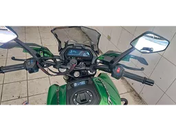 Bajaj Dominar