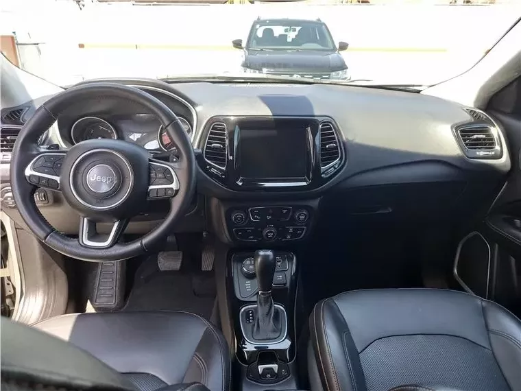 Jeep Compass Branco 12