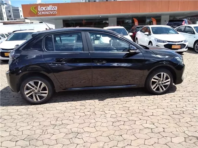 Peugeot 208 Preto 7