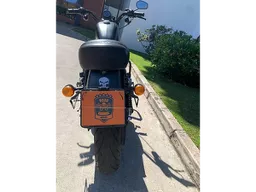Harley-Davidson Sportster 883