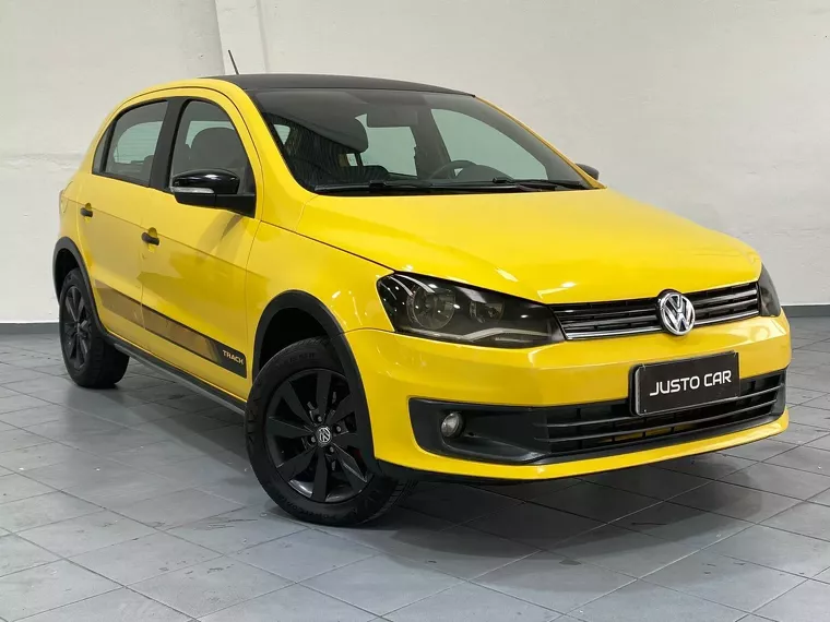 Volkswagen Gol Amarelo 11