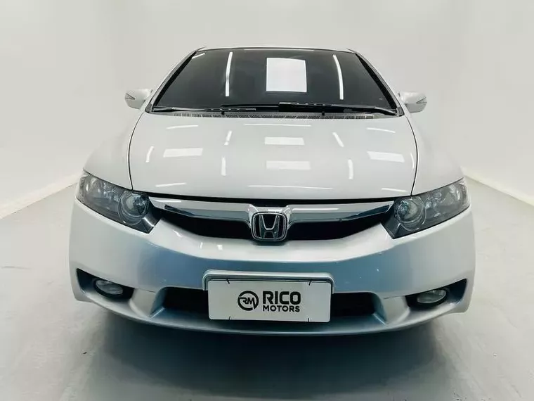 Honda Civic Prata 7