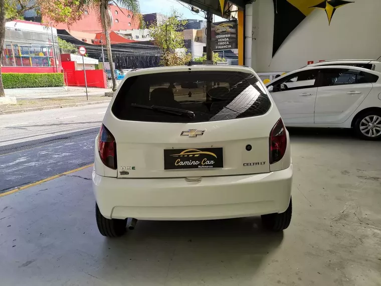 Chevrolet Celta Branco 2