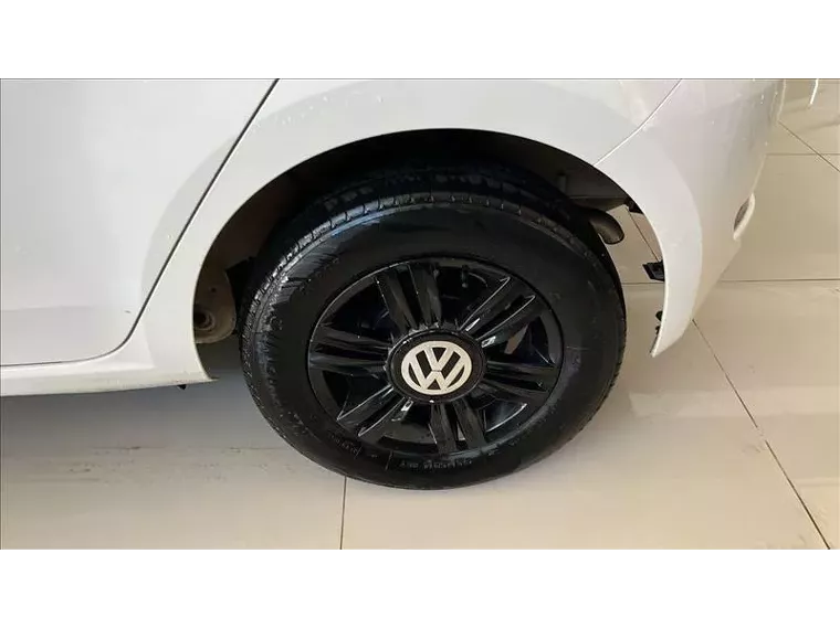 Volkswagen UP Branco 12