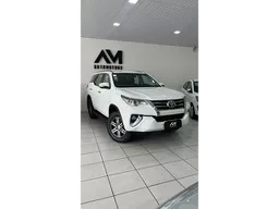 Toyota Hilux SW4