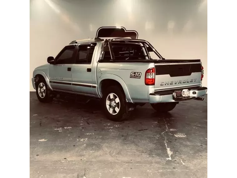 Chevrolet S10 Prata 2