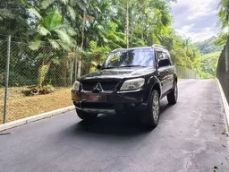 Mitsubishi Pajero TR4