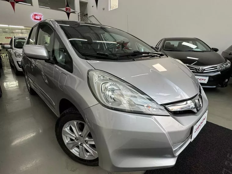 Honda FIT Prata 3