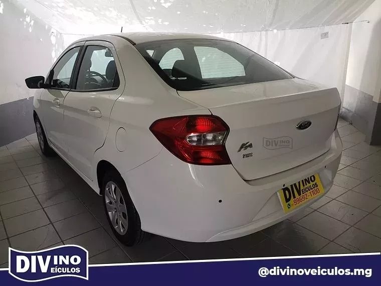 Ford KA Branco 4