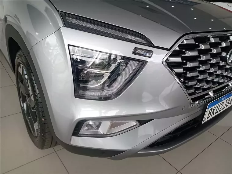 Hyundai Creta Prata 14