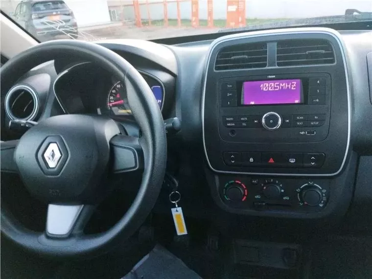 Renault Kwid Branco 4