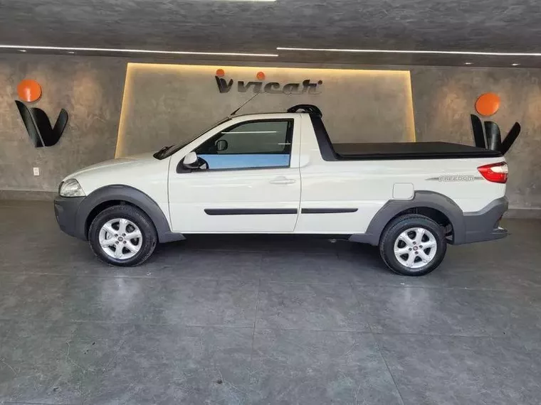 Fiat Strada Branco 18