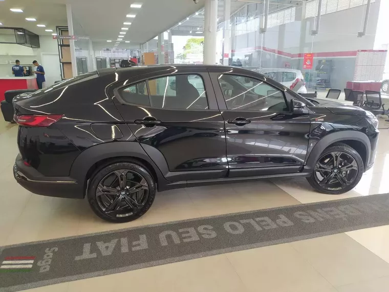 Fiat Fastback Preto 9